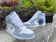 Load image into Gallery viewer, Air Jordan 1 'Hyper Royal'