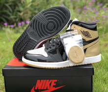 Load image into Gallery viewer, Jordan 1 Retro Hight NRG Patent Gold Toe