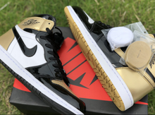 Load image into Gallery viewer, Jordan 1 Retro Hight NRG Patent Gold Toe