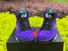 Load image into Gallery viewer, Jordan Retro 5 Alternate Grape
