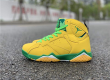 Load image into Gallery viewer, Air Jordan 7 Oregon Ducks PE