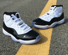 Load image into Gallery viewer, Jordan Retro 11 Concord