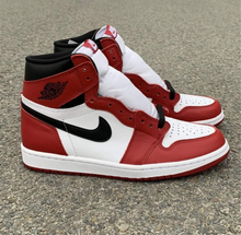 Load image into Gallery viewer, Jordan 1 OG Chicago