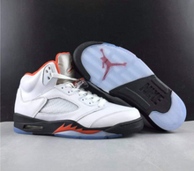 Load image into Gallery viewer, Jordan Retro 5 Fire Silver Tongue