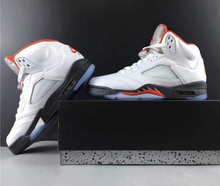 Load image into Gallery viewer, Jordan Retro 5 Fire Silver Tongue