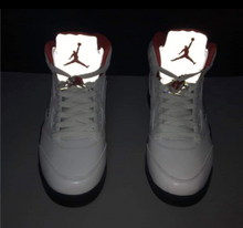 Load image into Gallery viewer, Jordan Retro 5 Fire Silver Tongue
