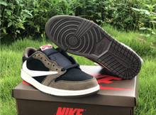 Load image into Gallery viewer, Air Jordan 1 Low Travis Scott