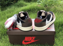 Load image into Gallery viewer, Air Jordan 1 Low Travis Scott