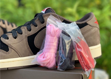Load image into Gallery viewer, Air Jordan 1 Low Travis Scott