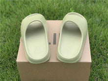 Load image into Gallery viewer, Yeezy Slide 'Resin'