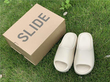 Load image into Gallery viewer, Yeezy Slide 'Bone'