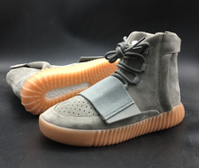 Load image into Gallery viewer, Yeezy Boost 750 Light Grey Glow in The Dark