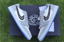 Load image into Gallery viewer, Dior X Air Jordan 1 Low