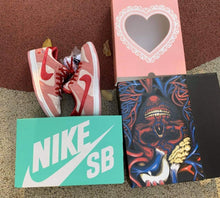 Load image into Gallery viewer, Nike SB Dunk Low 'StrangeLove'