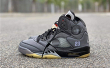 Load image into Gallery viewer, Jordan 5 Retro Off-White Black