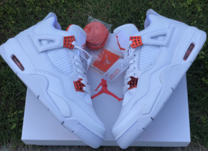 Jordan Retro 4 Metallic Red