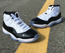 Load image into Gallery viewer, Jordan Retro 11 Concord
