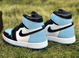 Air Jordan Retro 1 WMNS "Blue Chill"