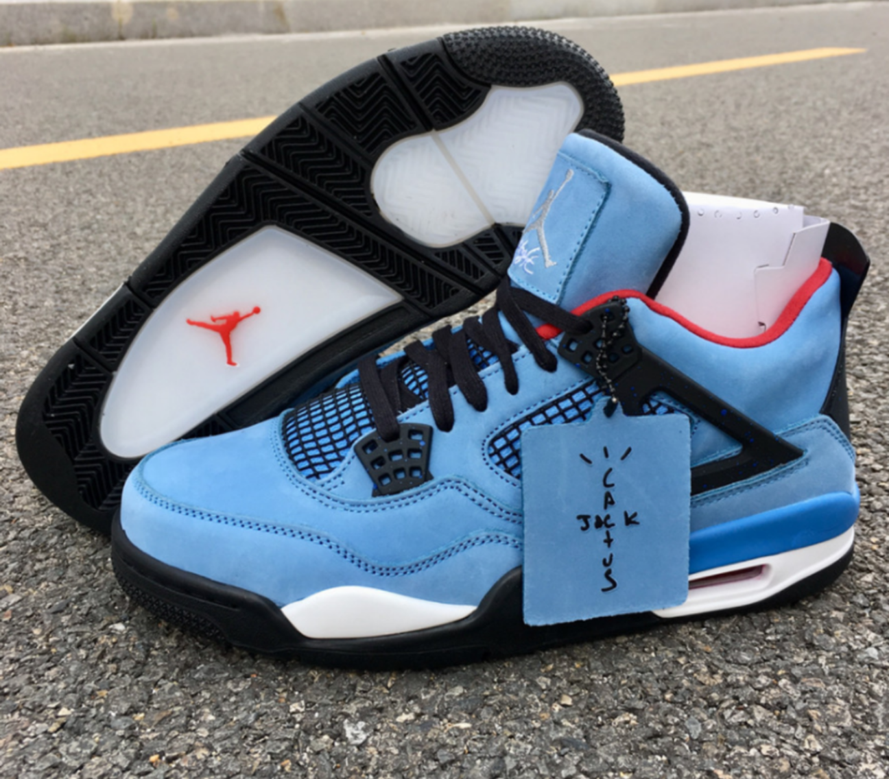 Jordan retro 4 discount travis