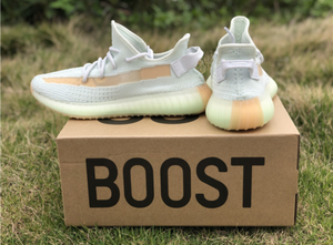 Yeezy Boost 350 V2 Hyperspace