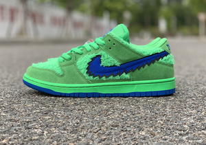 Grateful Dead X Nike SB Low 'Green'