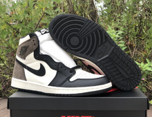 Load image into Gallery viewer, Air Jordan Retro 1 OG &#39;Dark Mocha&#39;
