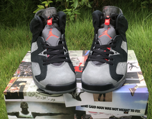 Load image into Gallery viewer, Air Jordan 6 X Paris Saint Germain
