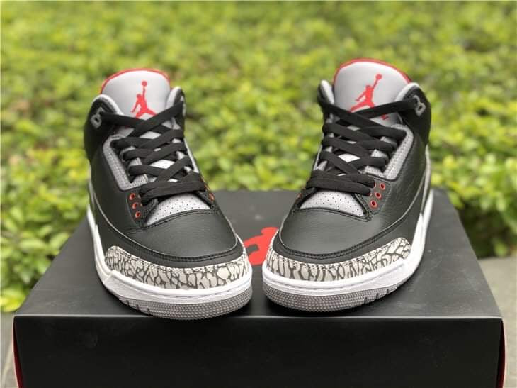 Air Jordan 3 Retro OG 'Black Cement' 2018